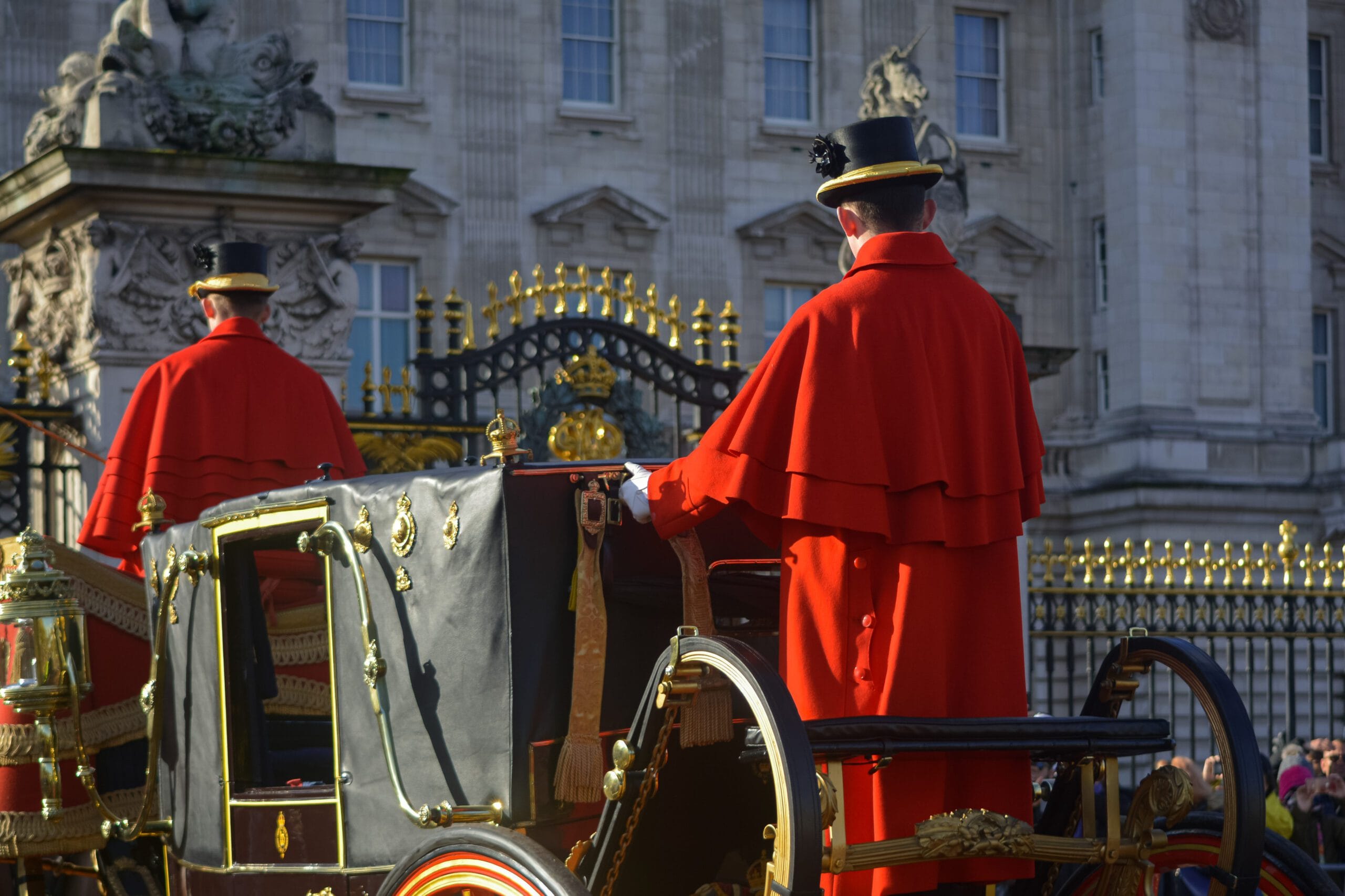 Visit Buckingham Palace | The Resident Victoria Visit Buckingham Palace | The Resident Victoria