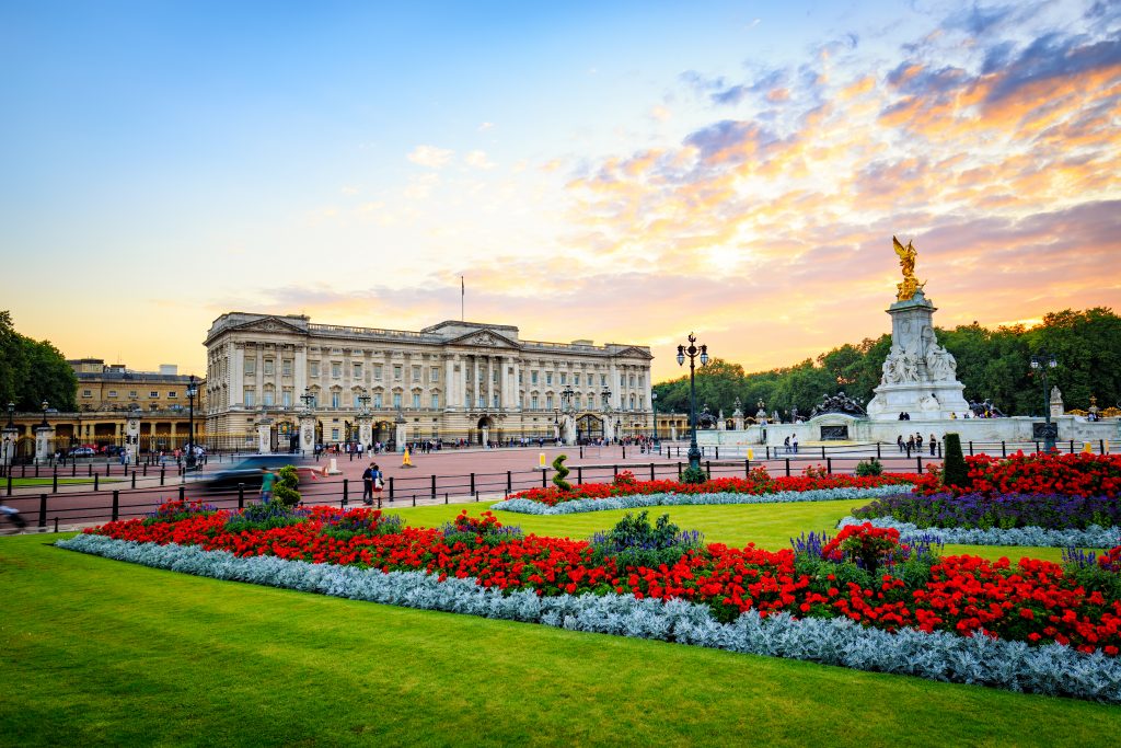 A photo of Buckingham Palace.