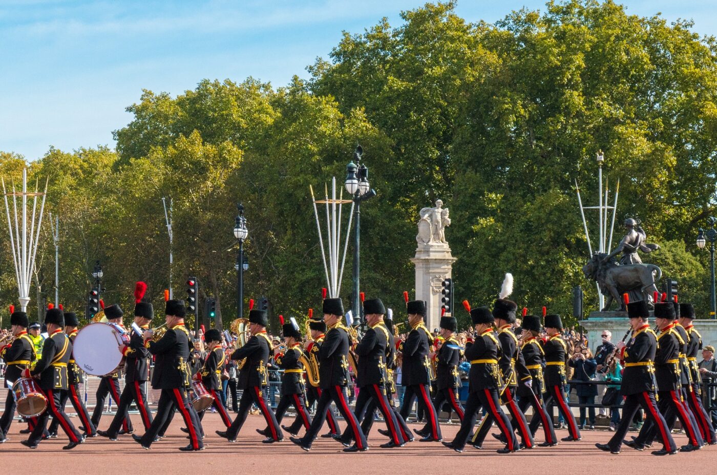 Marching royal guards