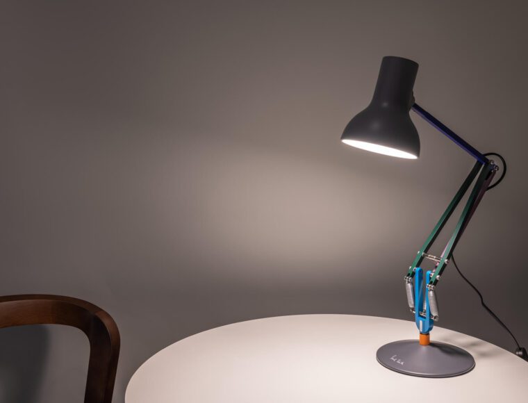 An anglepoise lamp at The Resident