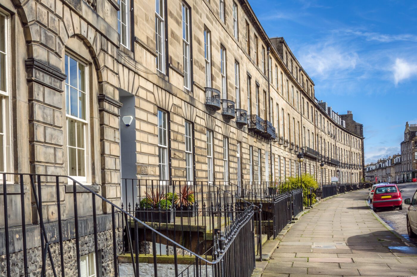 Town Houses in New Town, Edinburgh. The setting of Dexter's flat in Netflix One Day.